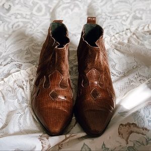 Vintage 80’s Brown Western Glacée Ankle Boot